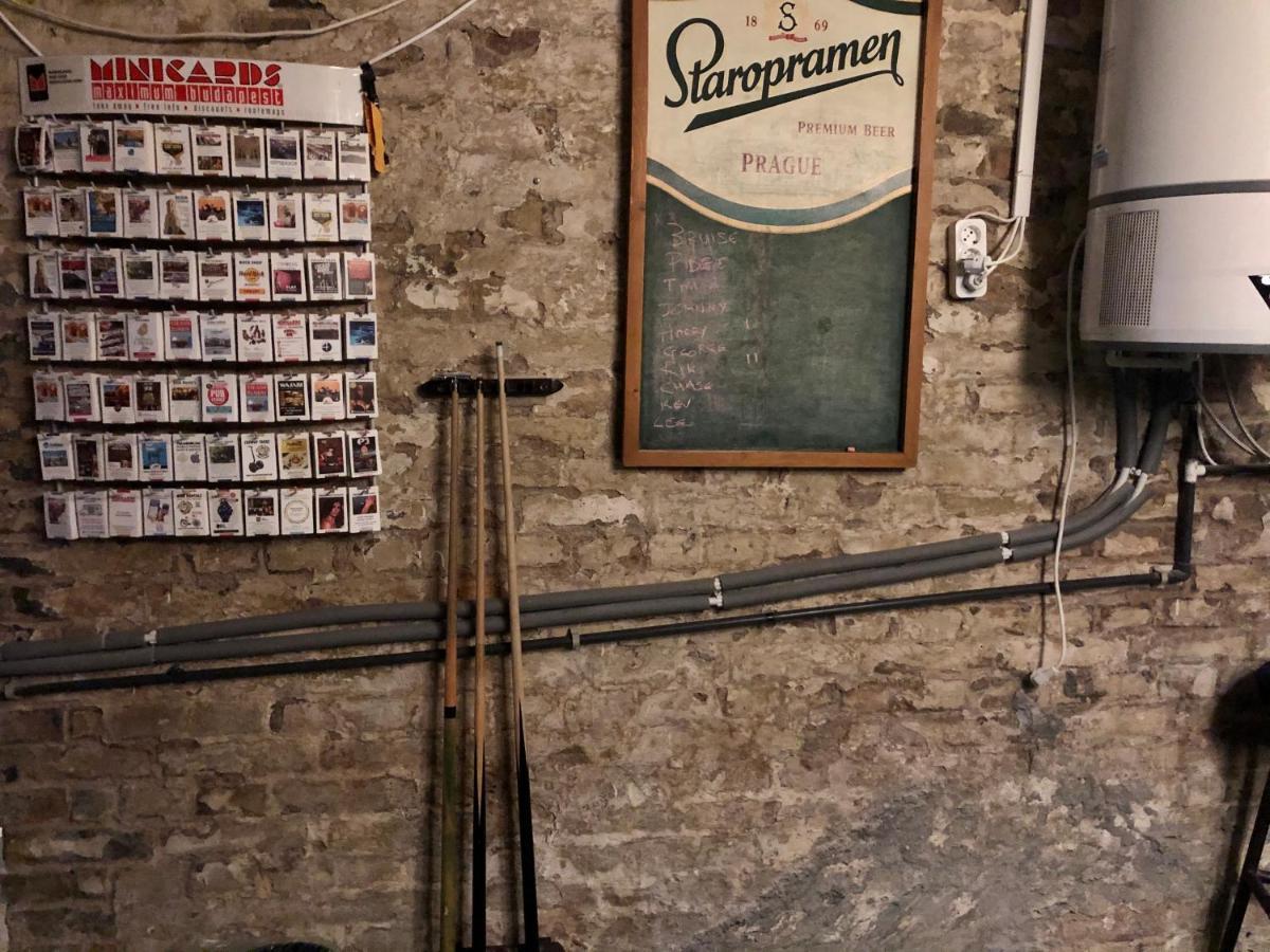 Whole Basement Former Pub2 For Stag Do, Men'S Cave Budapest Bagian luar foto