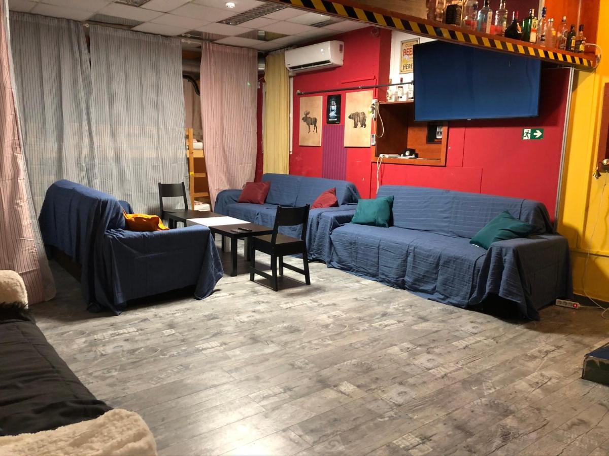 Whole Basement Former Pub2 For Stag Do, Men'S Cave Budapest Bagian luar foto